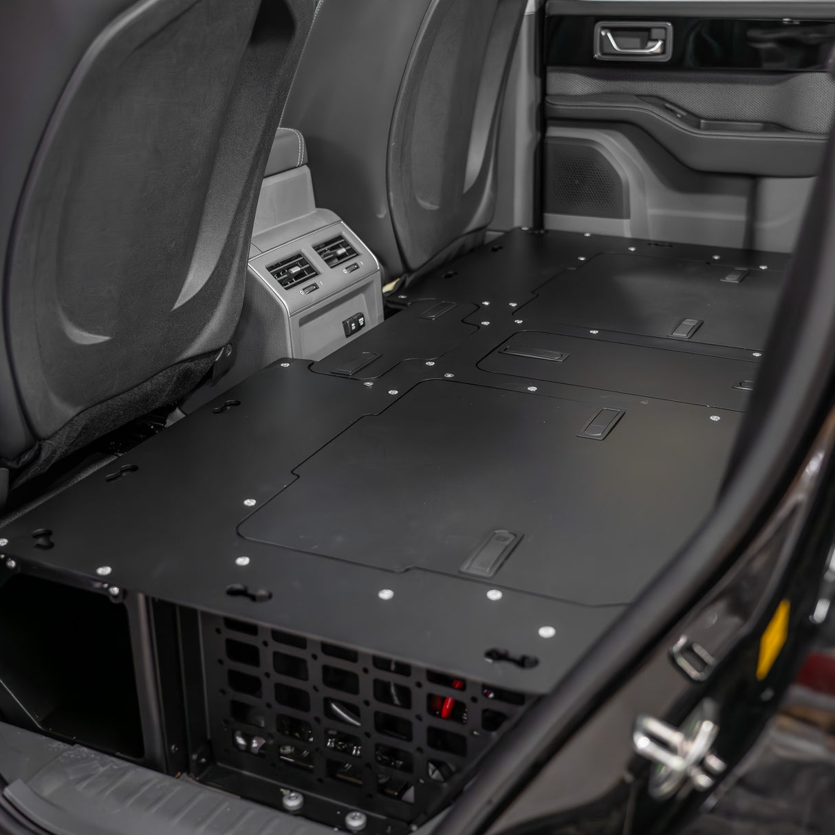 Buzz Smart Floor Half Kit - Rear Seat Delete