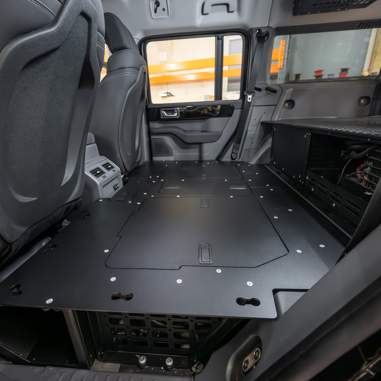 Buzz Smart Floor Half Kit - Rear Seat Delete